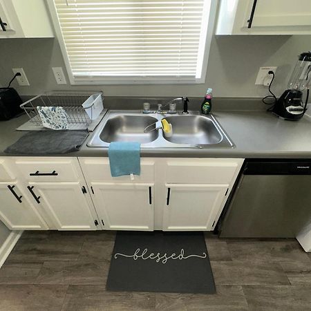 E, Memphis Home 5 Min From I240W المظهر الخارجي الصورة