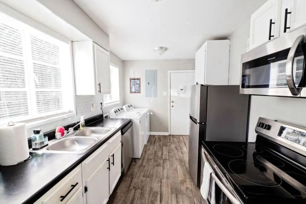 E, Memphis Home 5 Min From I240W المظهر الخارجي الصورة