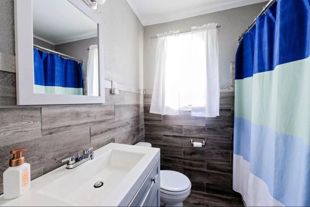 E, Memphis Home 5 Min From I240W المظهر الخارجي الصورة